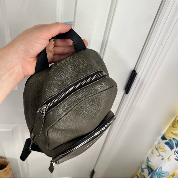 Michael Kors Cooper Sling Pack Backpack Purse Leather Luggage Travel Bag Green - Picture 12 of 16